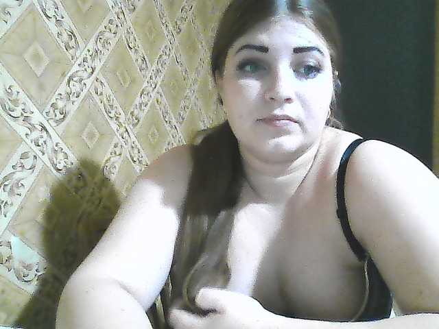 ElizabethMeow live cam on BongaCams