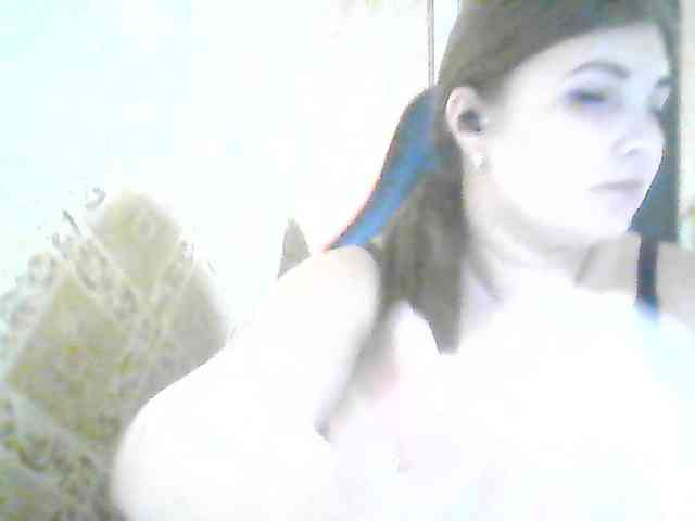 ElizabethMeow webcam