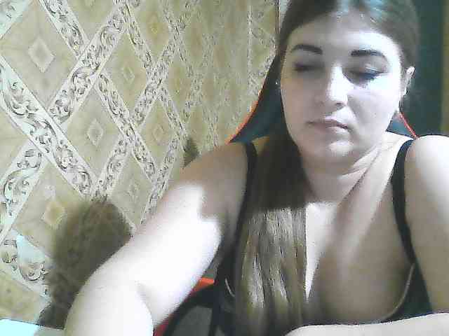 ElizabethMeow webcam