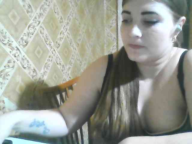 ElizabethMeow webcam