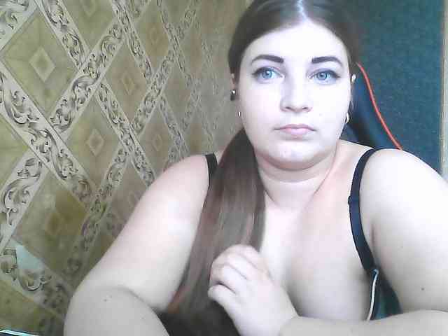 Modèle: ElizabethMeow