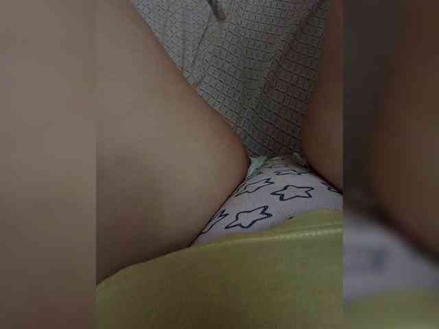 ElizabethMeow webcam