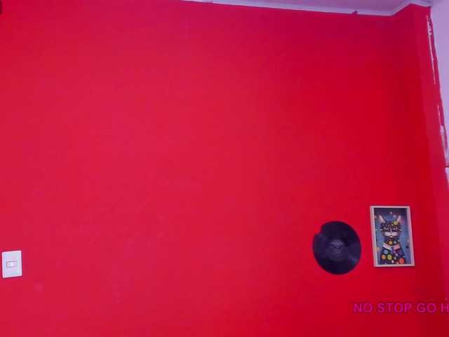melani-hot1 live webcam show