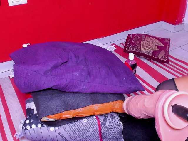 melani-hot1 live cam on BongaCams