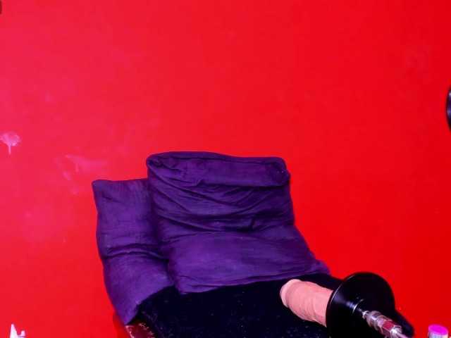 melani-hot1 — live female cam
