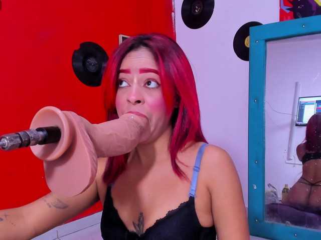 melani-hot1