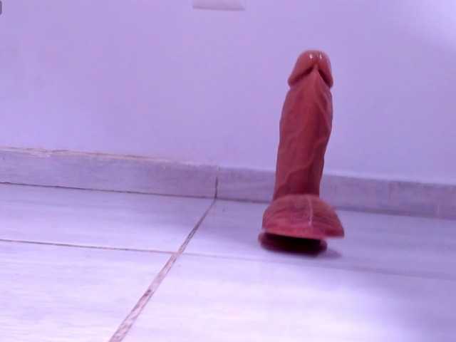 melani-hot1 live cam on BongaCams