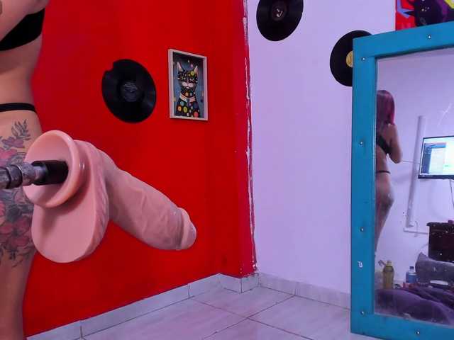 melani-hot1 cam belle