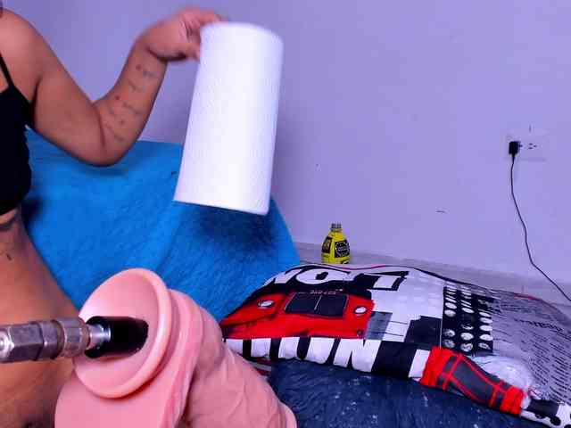 Modelo: melani-hot1