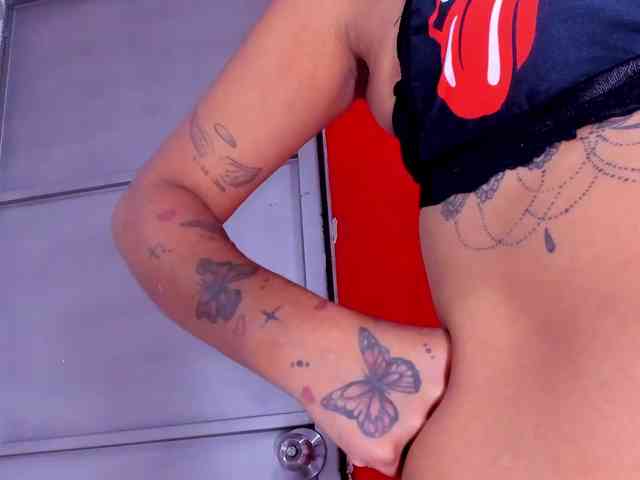 melani-hot1 webcam