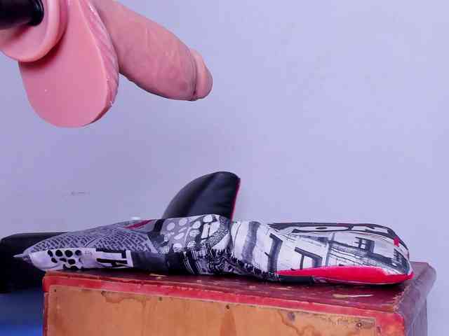 melani-hot1 webcam
