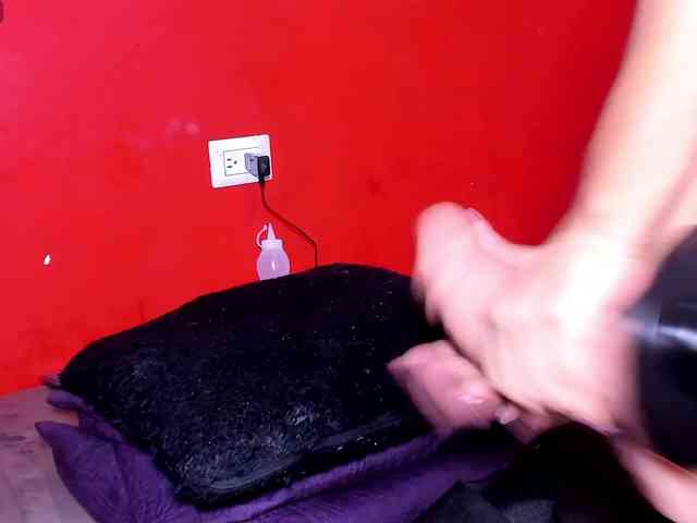 melani-hot1 webcam