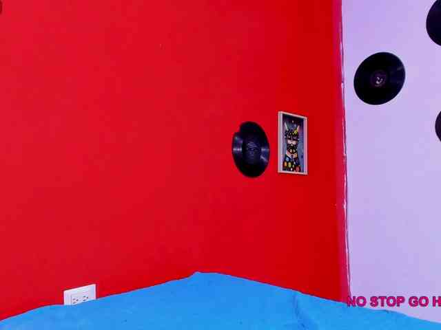 melani-hot1 webcam