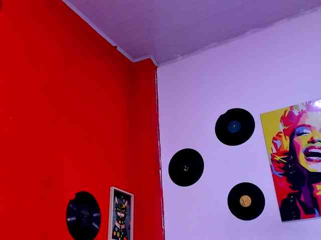 melani-hot1 webcam