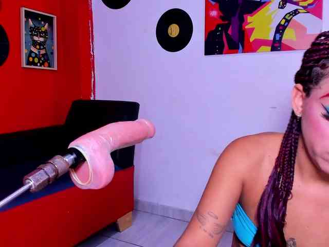 melani-hot1 webcam