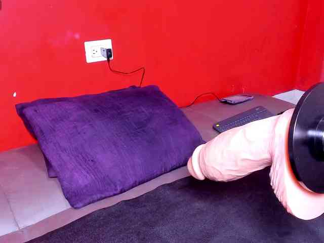 melani-hot1 webcam