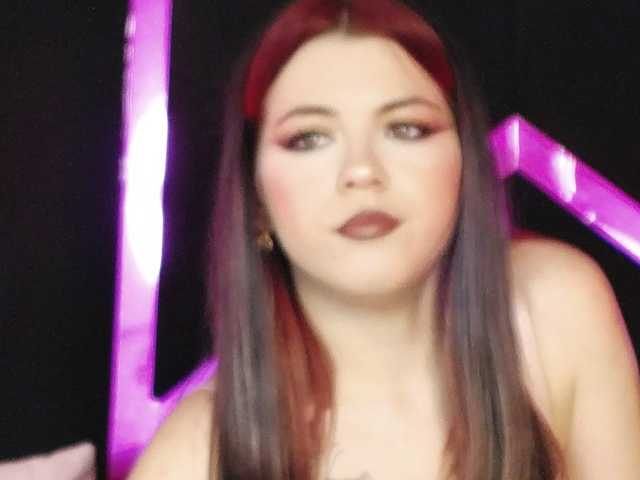 Breezellyn live cam on BongaCams