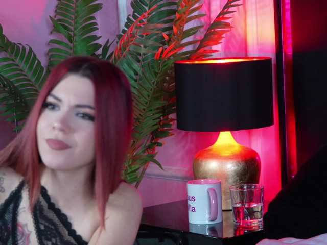 Breezellyn live cam on BongaCams