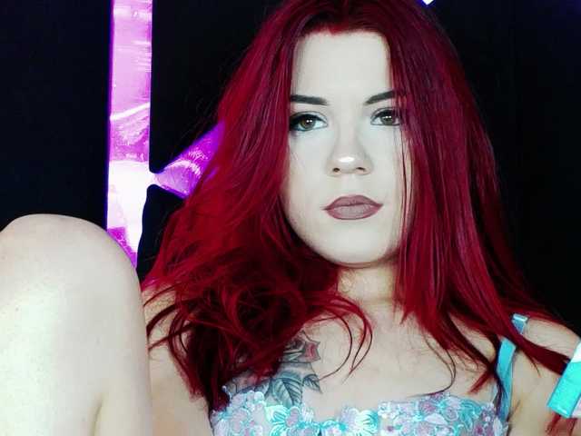 Breezellyn live cam on BongaCams