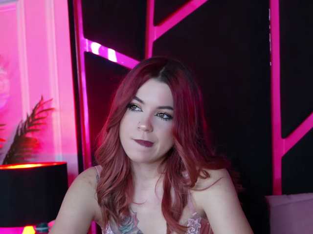 Breezellyn live cam on BongaCams