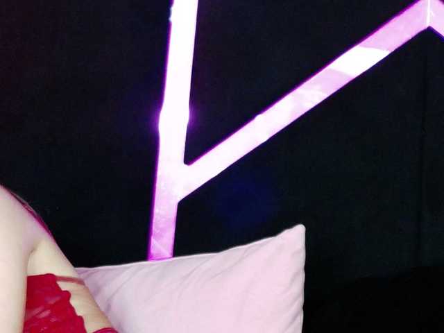 Breezellyn live cam on BongaCams
