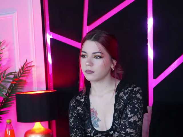 Breezellyn live cam on BongaCams