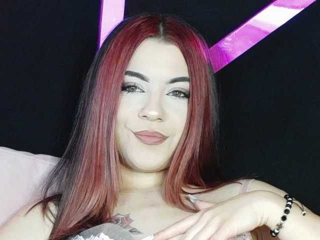 Breezellyn live cam on BongaCams