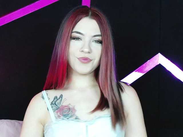 Breezellyn live cam on BongaCams