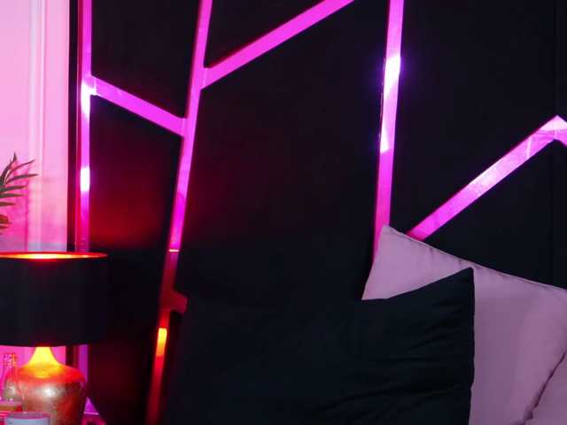 Breezellyn live cam on BongaCams