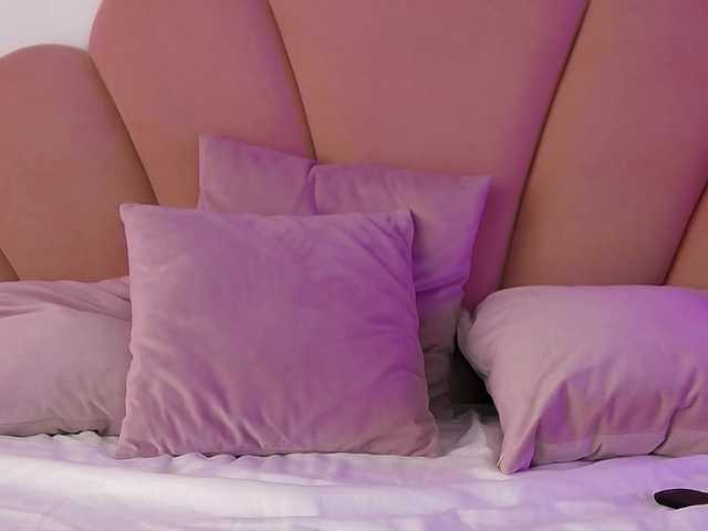 Breezellyn live webcam show