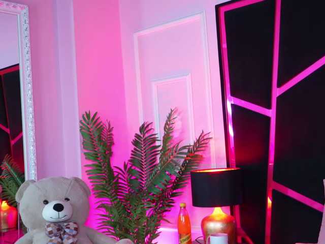 Breezellyn live cam on BongaCams
