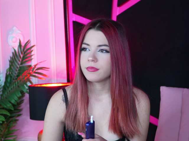 Breezellyn live cam on BongaCams
