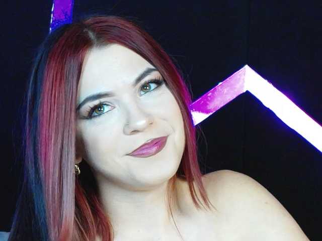 Breezellyn live cam on BongaCams