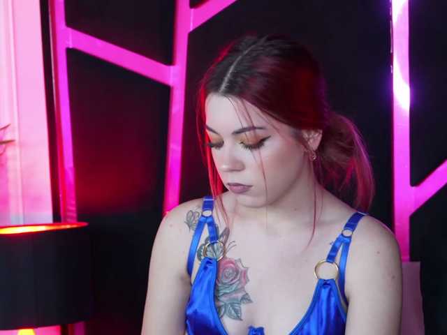 Breezellyn live cam on BongaCams