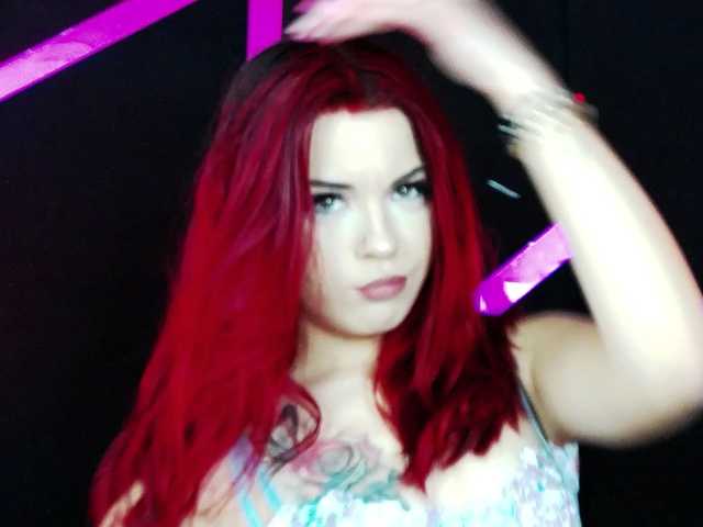 Breezellyn live cam on BongaCams