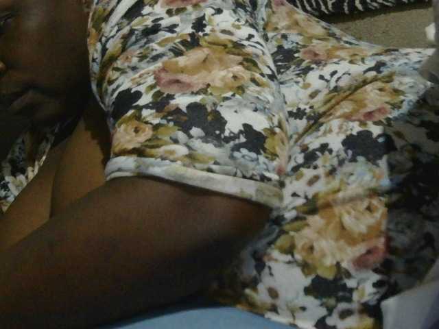 pervertmom live cam on BongaCams