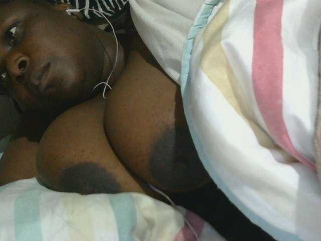 pervertmom live webcam show