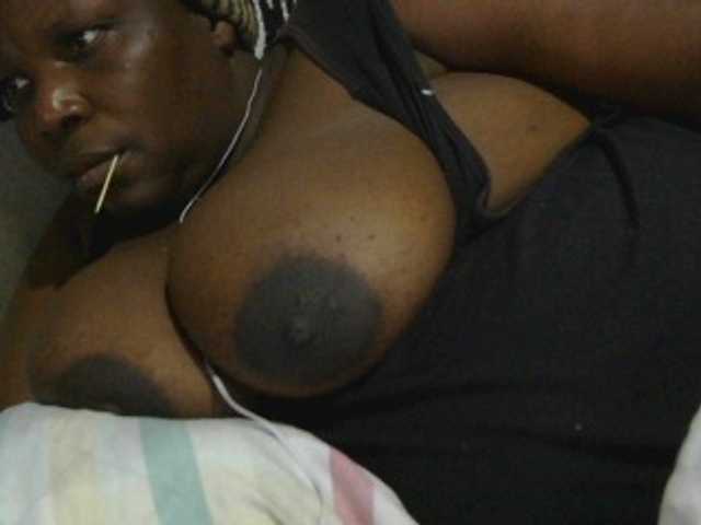 pervertmom live webcam show