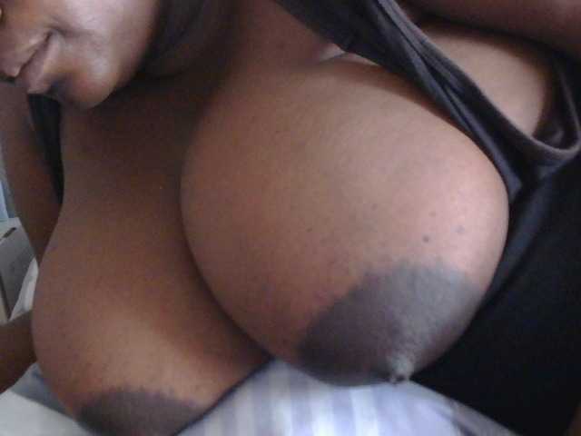 pervertmom live cam preview