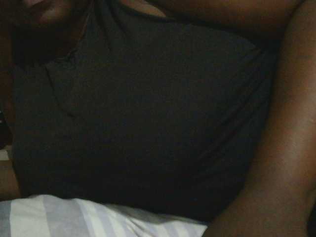 pervertmom live cam on BongaCams