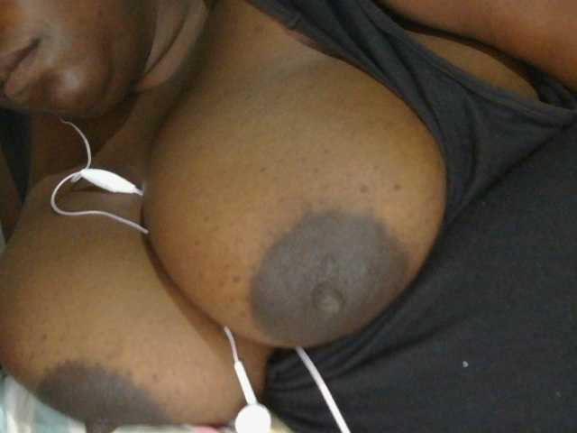 pervertmom live webcam show