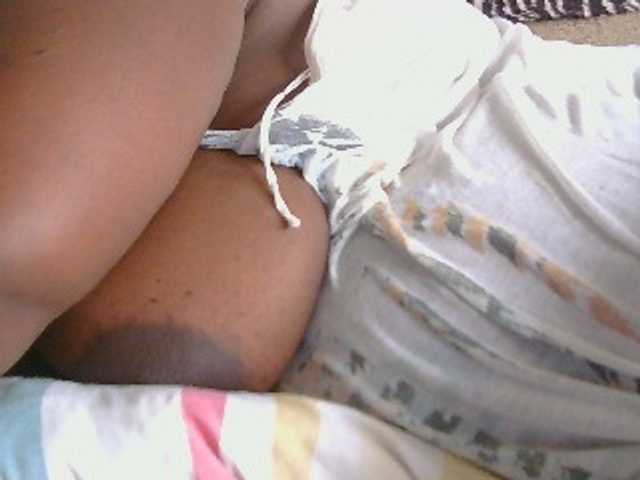 pervertmom live cam on BongaCams