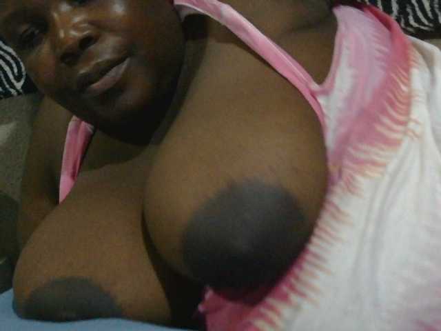 Pervertmom, 47 y/o - Live Cam on BongaCams