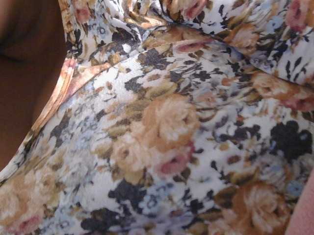pervertmom live cam on BongaCams