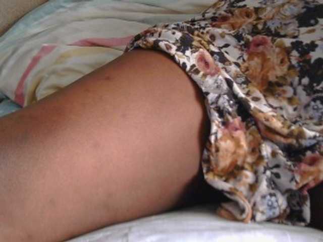 pervertmom live cam on BongaCams