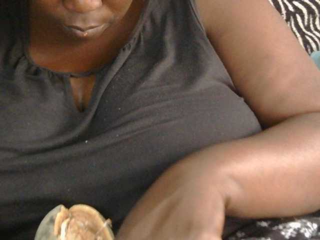 pervertmom live webcam show