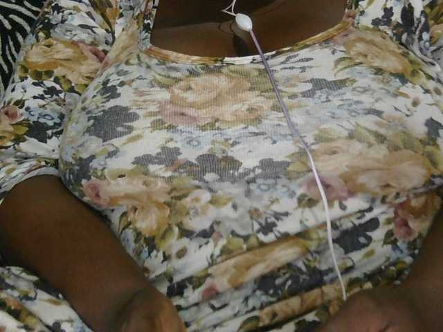 pervertmom live webcam show