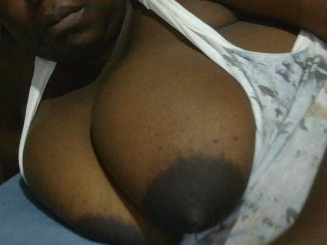 pervertmom live cam preview