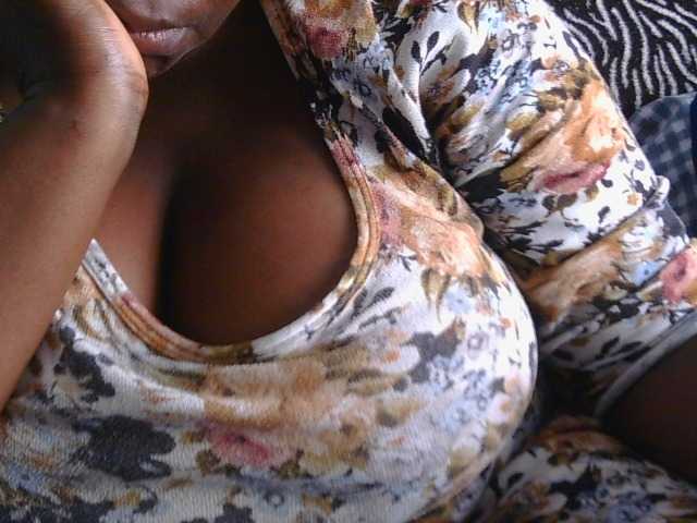 pervertmom live webcam show