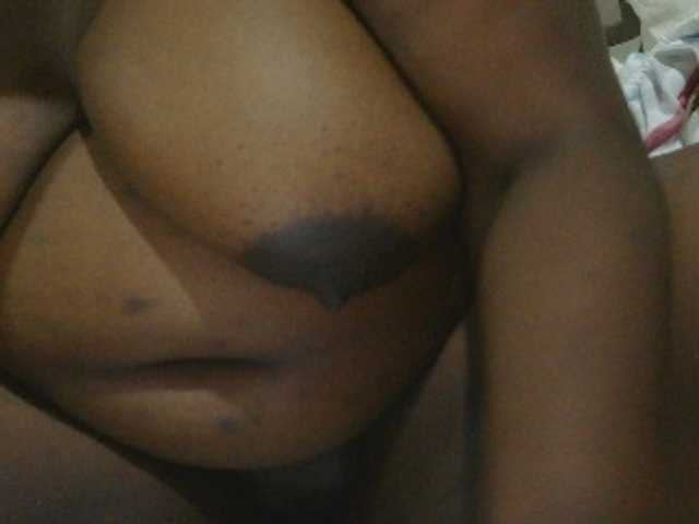 pervertmom live cam preview